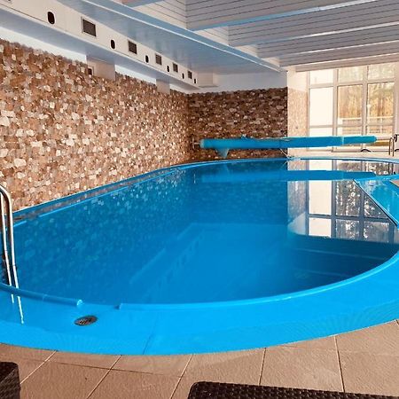 Interhotel America Písek Exteriör bild